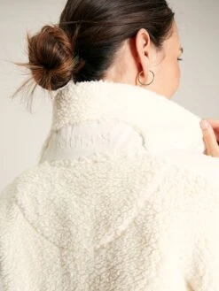 Cream Borg Fleece -Elite Fashion Shop 129 017s6
