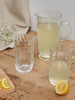 Set Of 4 Clear Bee Tall Tumblers