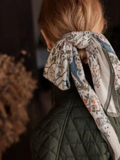 Cream Printed Scarf -Elite Fashion Shop C79 349s5