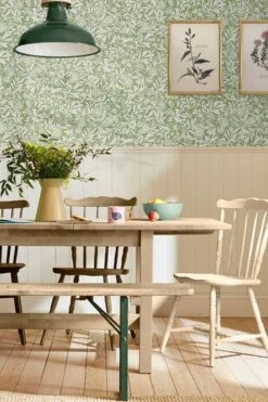 Green Twilight Ditsy Wallpaper