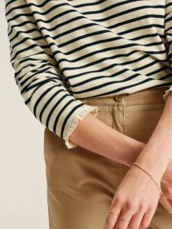 White Long Sleeve Top With Frill 10 White Long Sleeve Top With Frill -Elite Fashion Shop U75 402s5